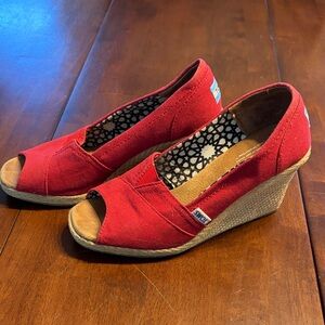 Toms Red Peep-Toe Wedges